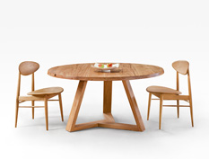 Blackbutt table with straight legs