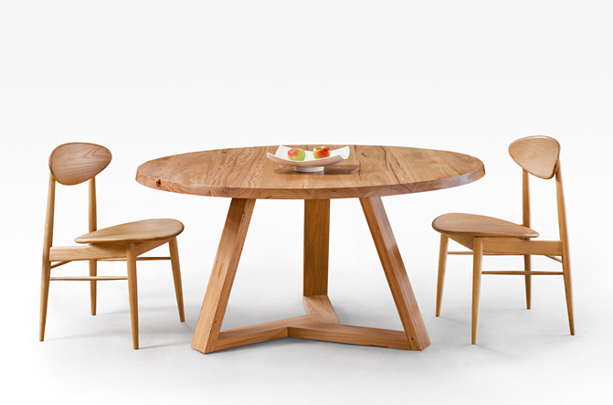 Tripod Dining Table – Blackbutt