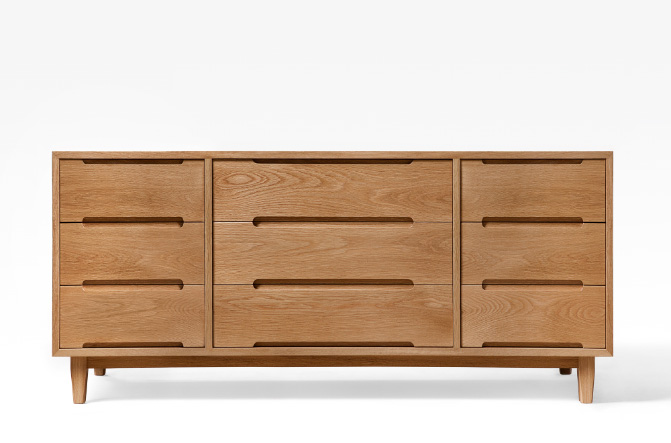 Mid Century Chest of Drawers – 9 dwr